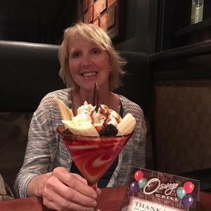 Meet your Posher, Lori